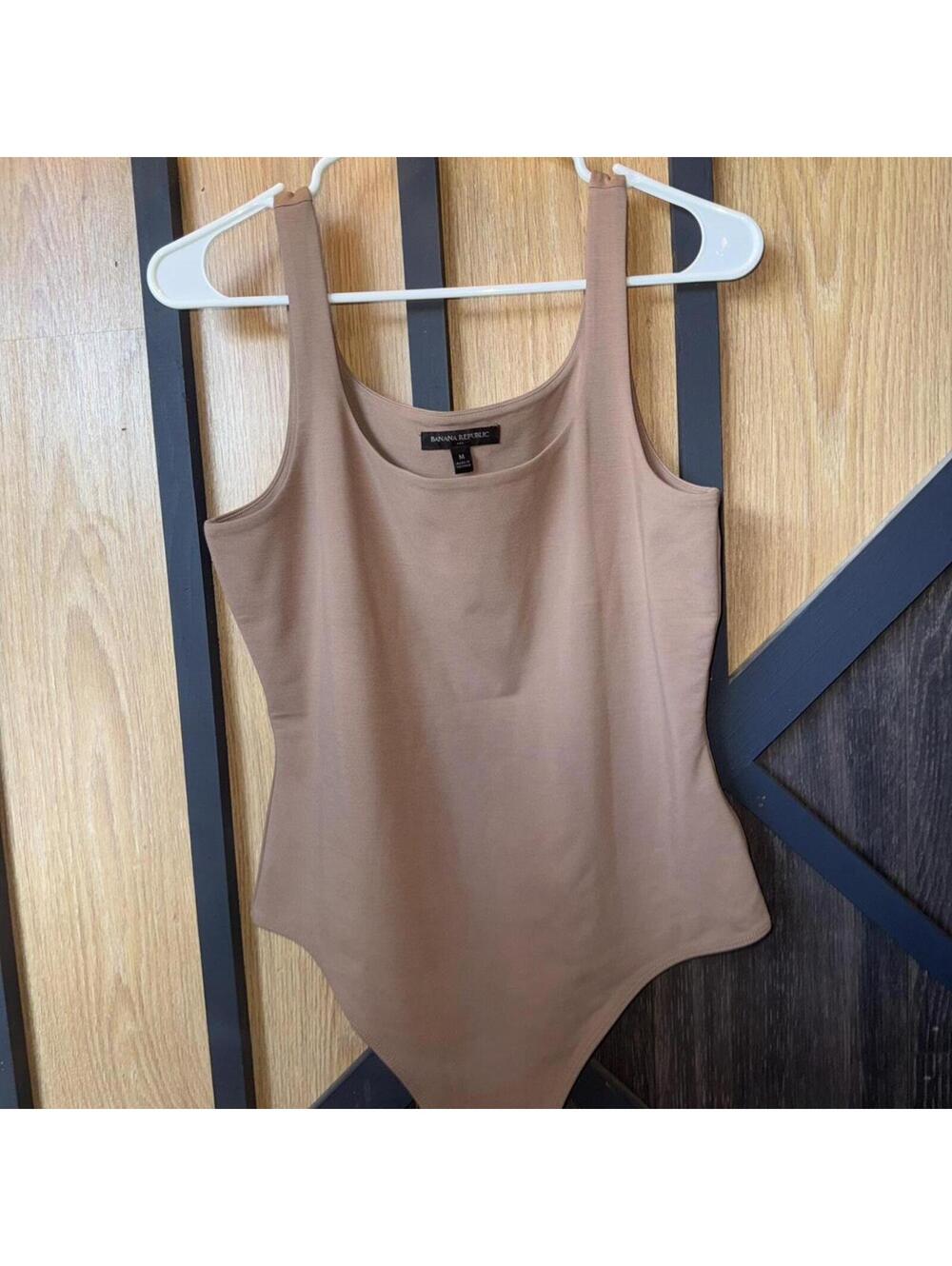 Banana Republic tan/ brown bodysuit Size M